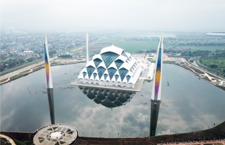 Masjid Raya Al Jabbar - Tempat Wisata Low Budget di Bandung